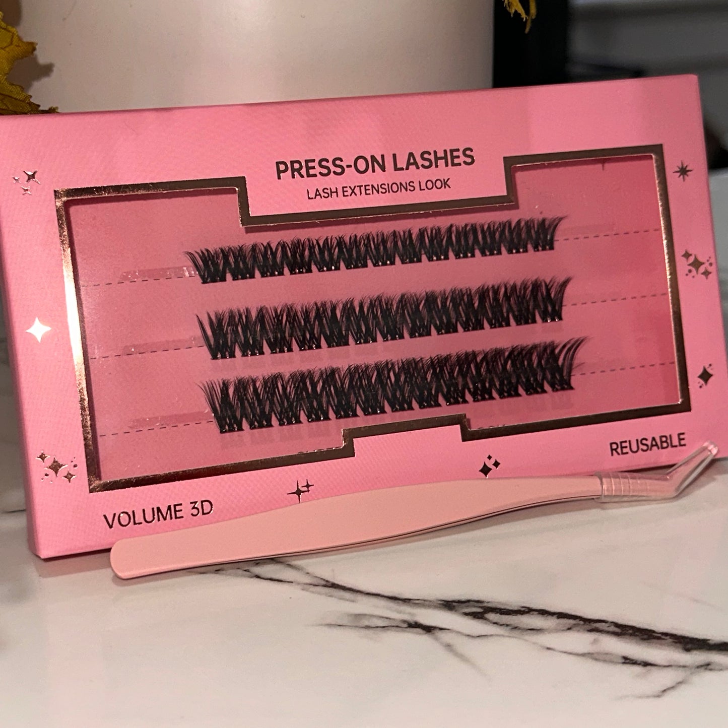 Pre-glued clusters with non-sticky tweezers